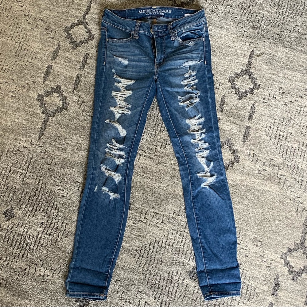 American Eagle Destroyed Jeggings